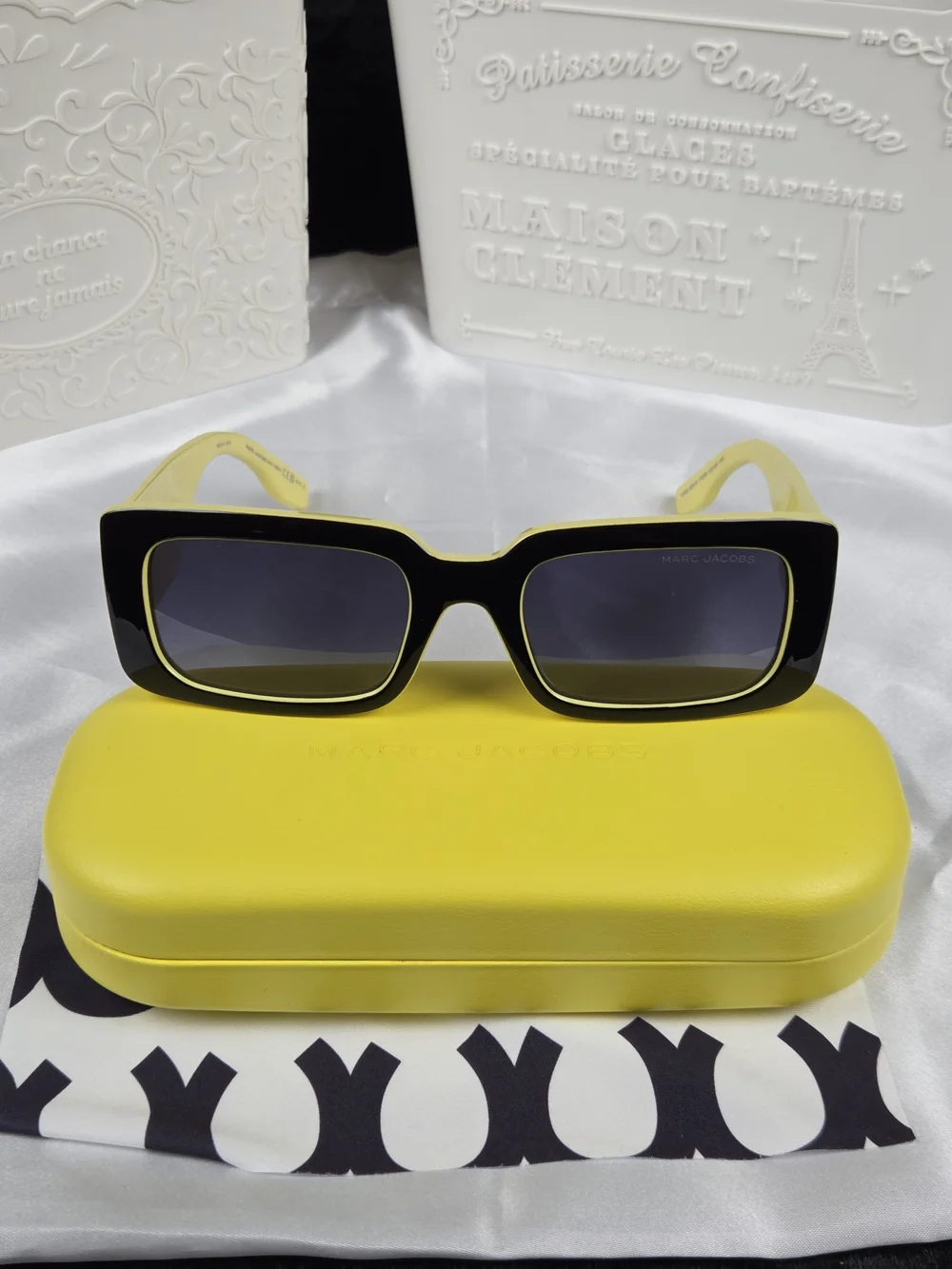 Marc Jacobs 'The Sunglasses' Black & Yellow Rectangular Sunglasses